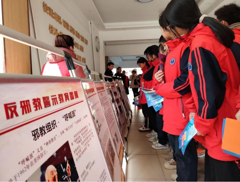 浙江东阳画水镇：反邪宣传进校园   抵制邪教强少年481.png